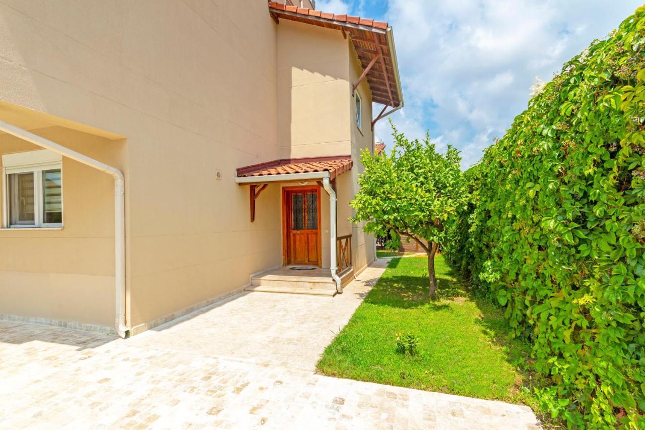 Paradise Town Villa Alison Belek Bagian luar foto