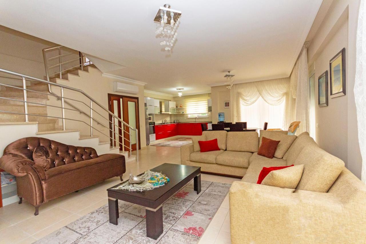 Paradise Town Villa Alison Belek Bagian luar foto